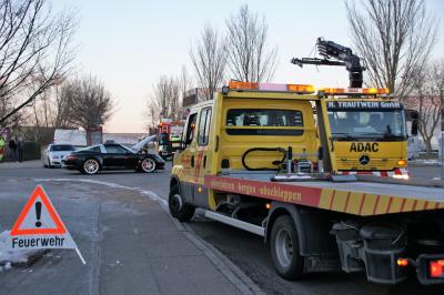 Ostfildern-Kemnat: Bei einem Verkehrsunfall mit zwei beteiligten Fahrzeugen gab es Leichtverletzte